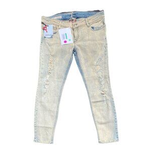 Cycle‎ Denim Skinny Light Blue Wash Women's Jeans 31 NWT